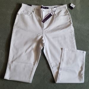 NWT Gloria Vanderbilt Sz 16P jeans